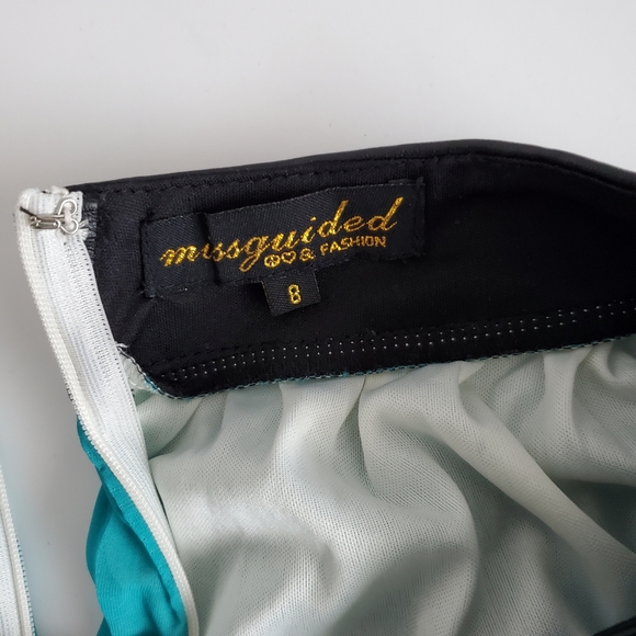 Missguided Two Ton Pleated Skirt w/ Thigh Slit, 8 - Picture 4 of 8